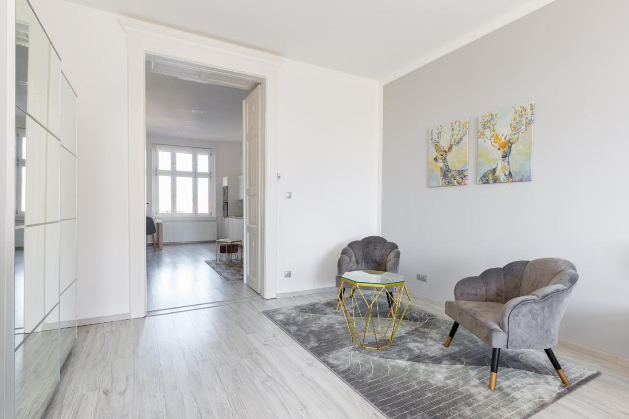 Designer Apartment On The Budapest Broadway With 2Br And Ac Kültér fotó