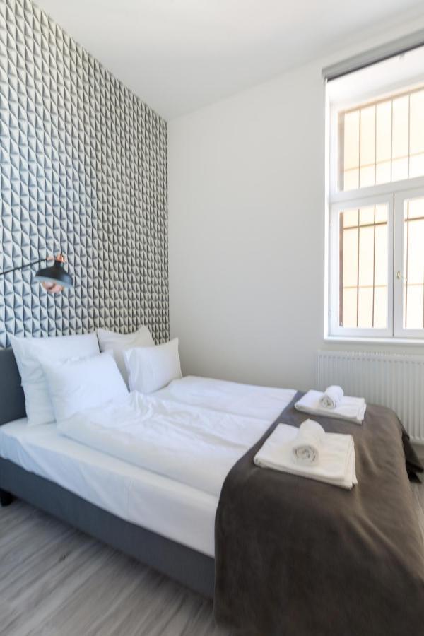 Designer Apartment On The Budapest Broadway With 2Br And Ac Kültér fotó